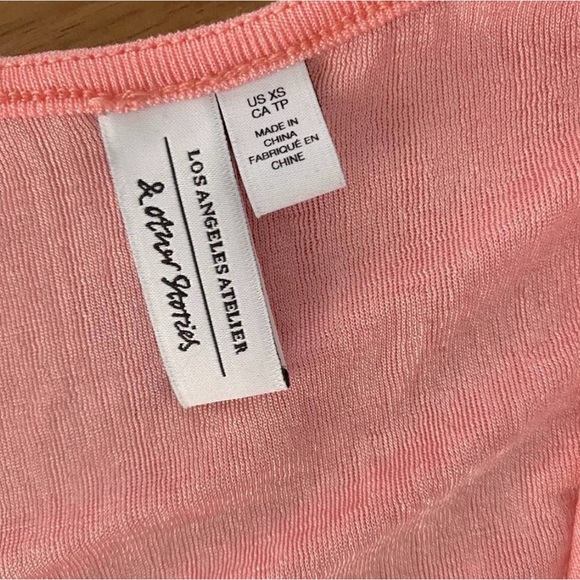 And other stories top - Picture 2 of 4